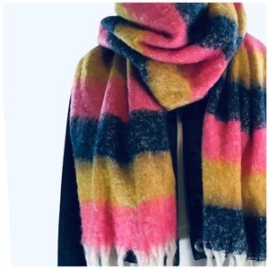 AERIE - Ultra Soft Blanket Fringe Scarf 92” x 20”